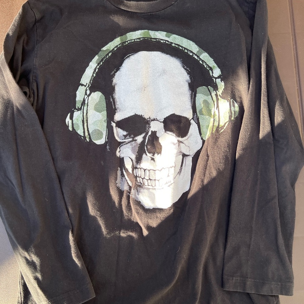 The Children's Place Black Long Sleeve Tee with Skull and Green Headphones